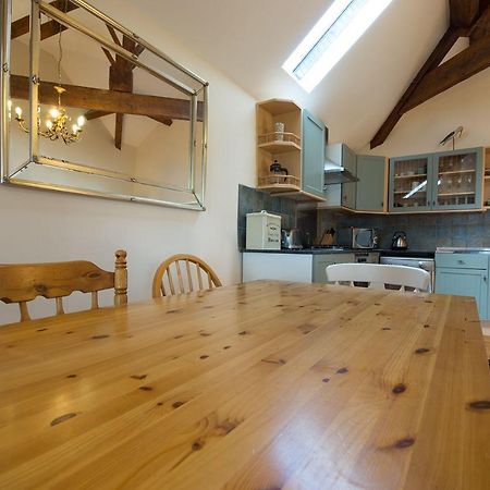 Exclusive Use Moor Grange Farm 13 Bedrooms Бакстон Екстер'єр фото